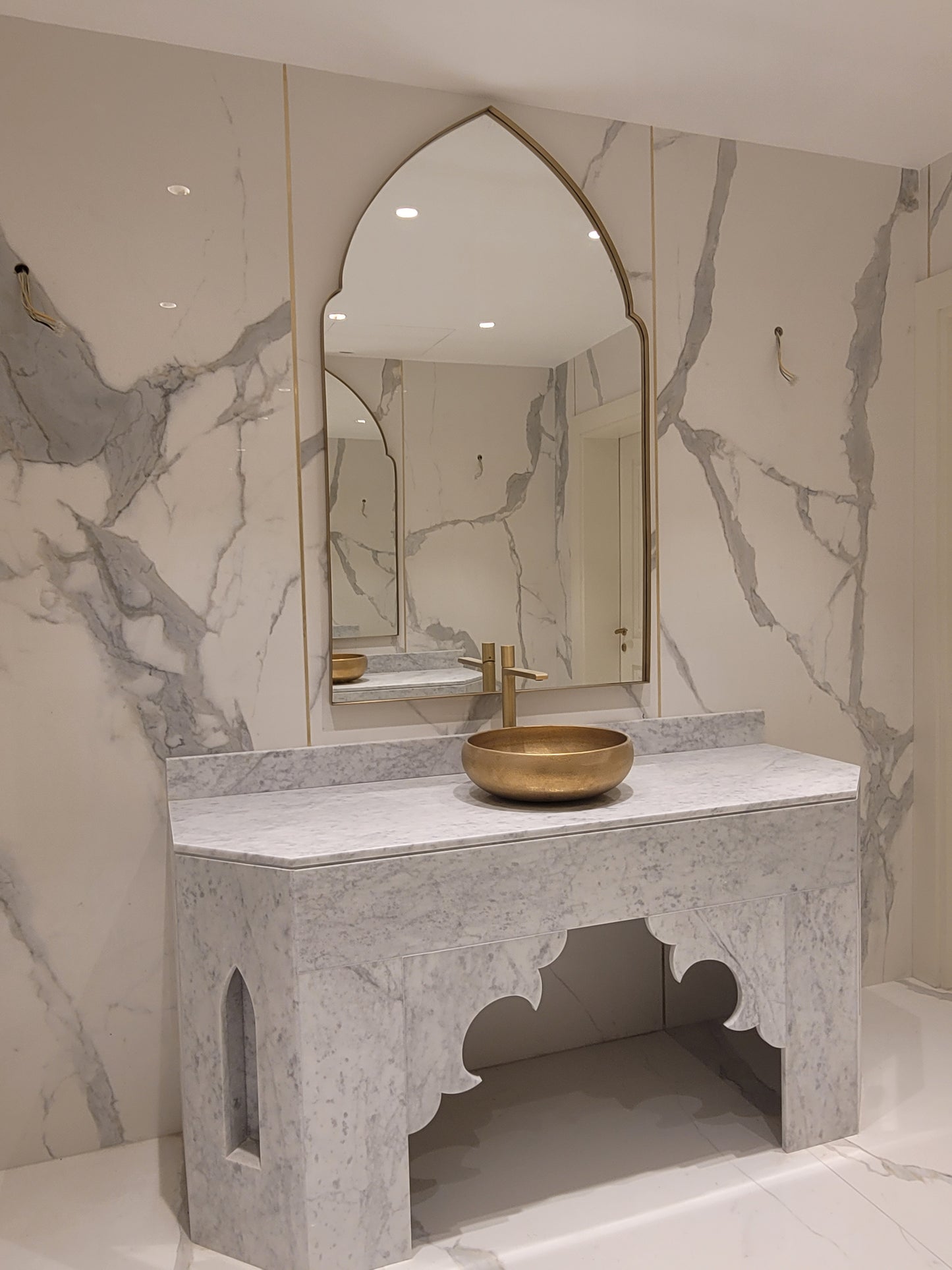Royal Rosetta Mirror